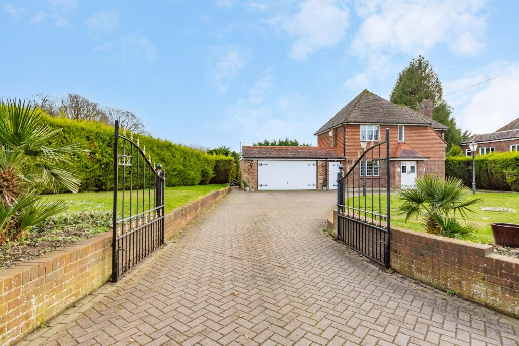 House in Dartford - View 3