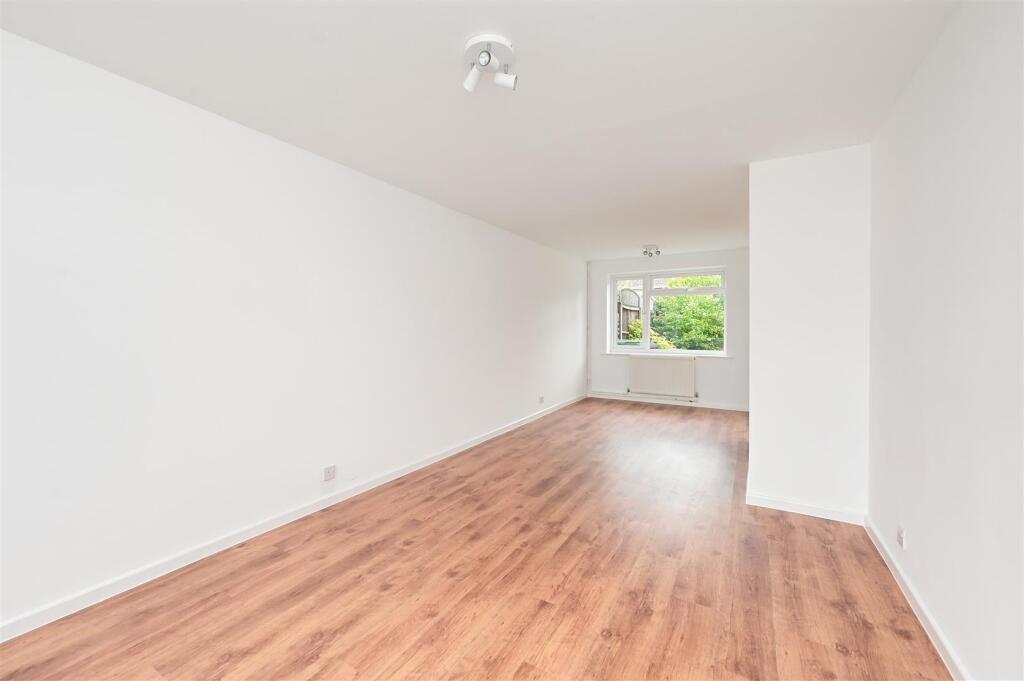 House in Reading - View 2
