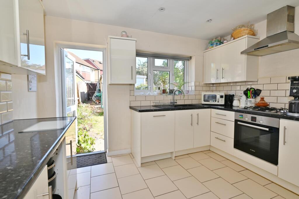 House in Twickenham - View 3