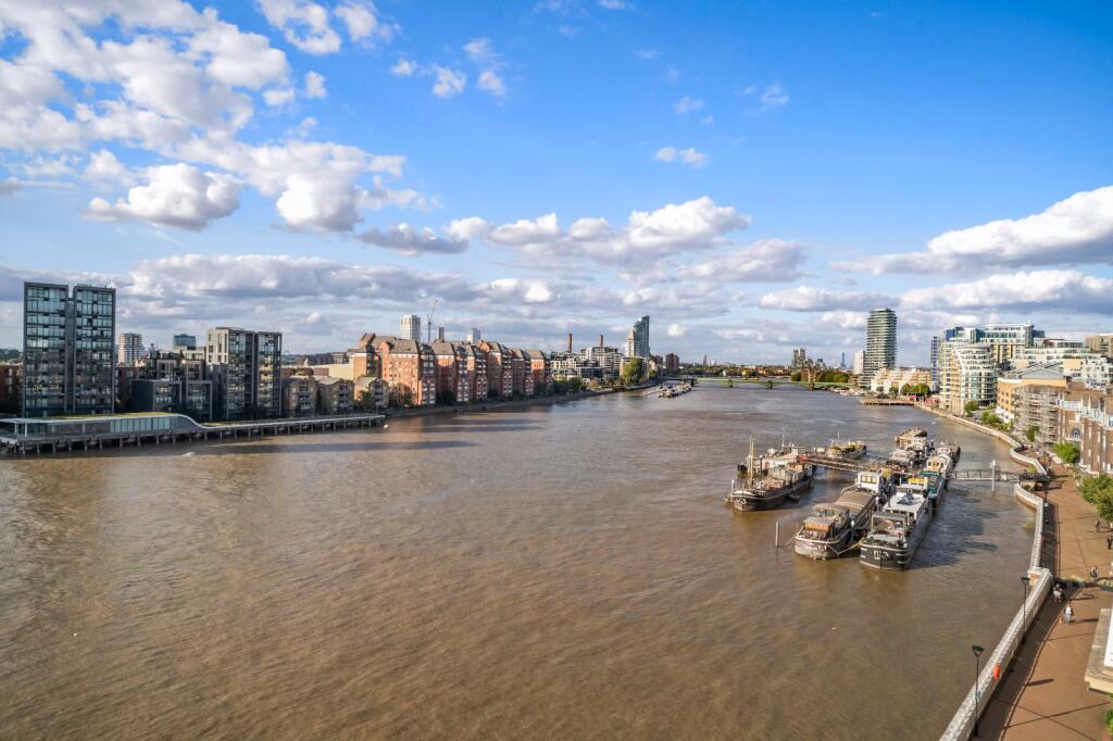 Apartment in London - View 3