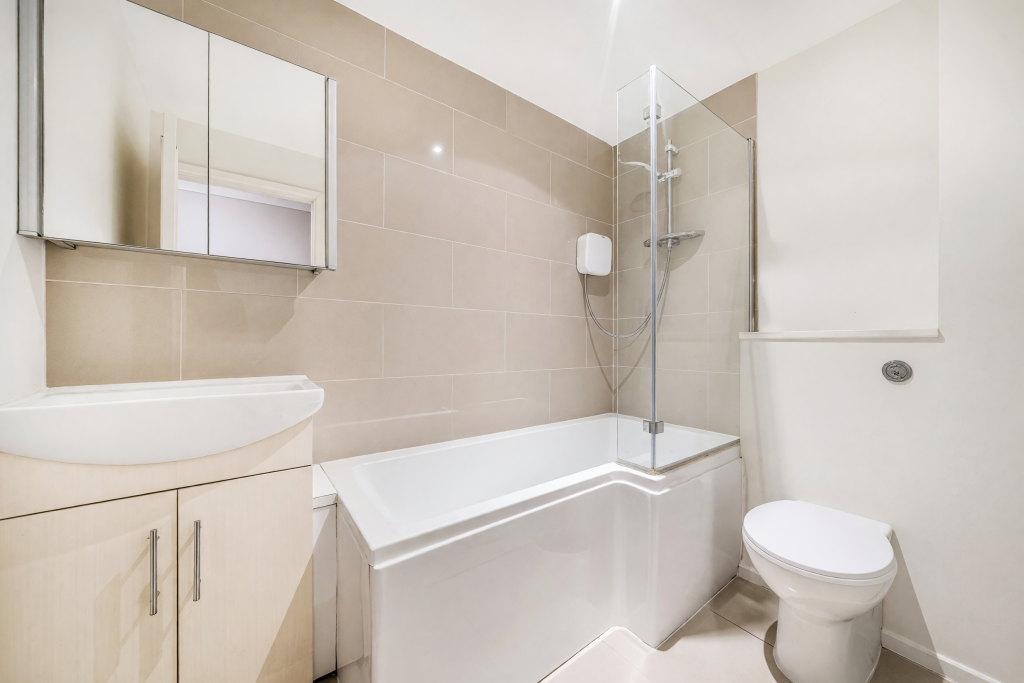 Apartment in Chelmsford - View 5