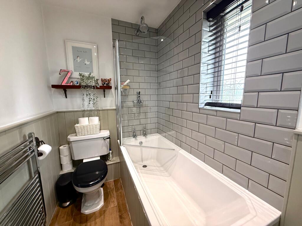 House in Swindon, Walcot East, South Swindon - View 5