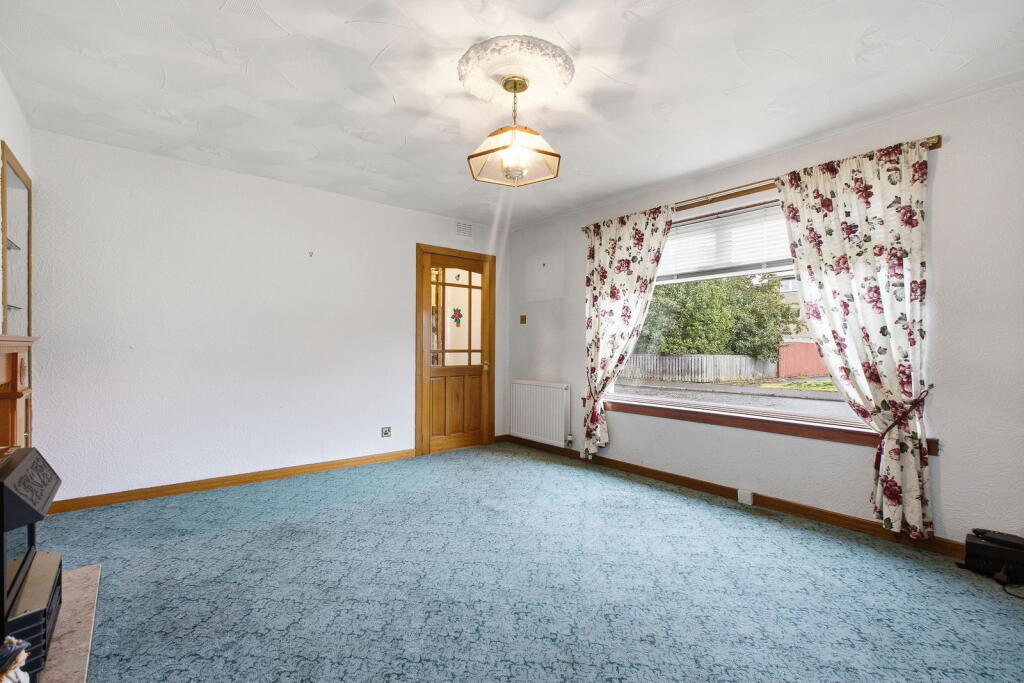 House in Falkirk - View 4