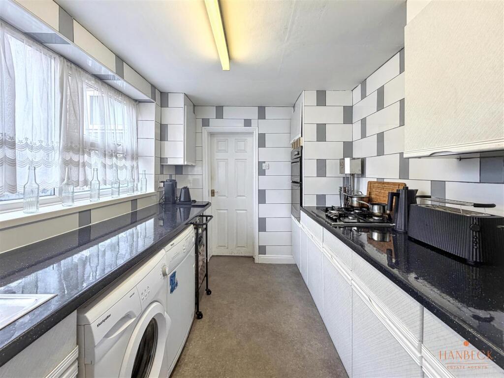 House in Hull, Kingston upon Hull - View 5