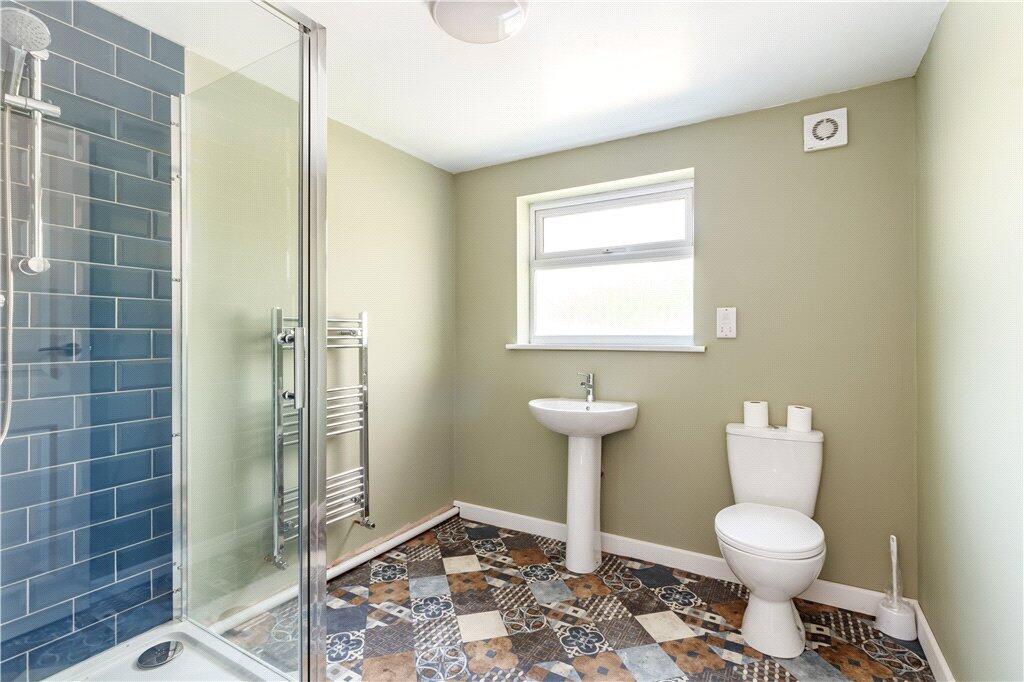 Annexe Shower Room