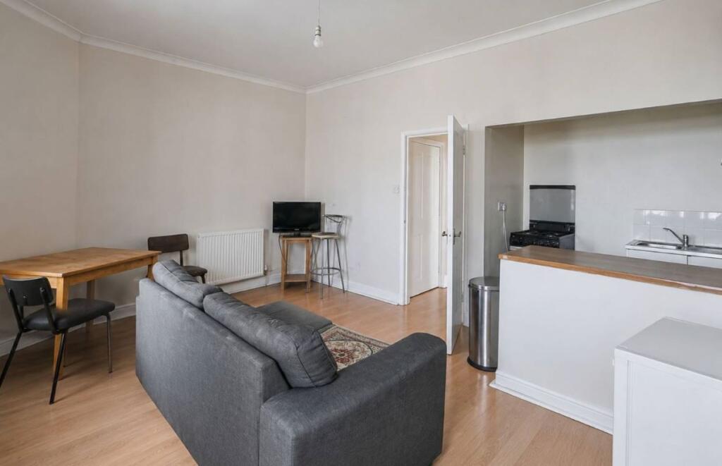 110A Portland Road, South Norwood, London, Croydon, SE25 4PJ photo 4