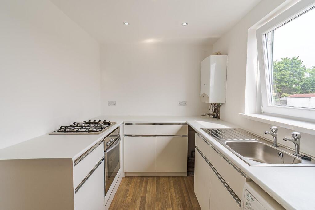 Apartment in Cardiff - View 5