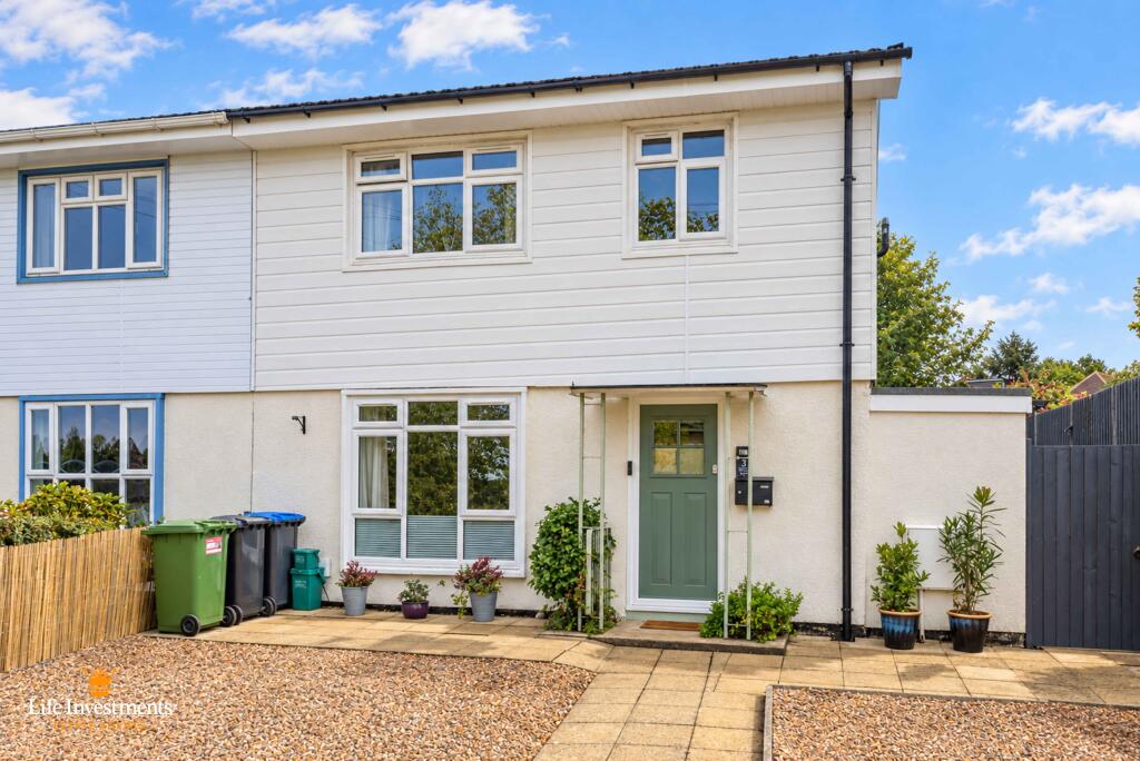 3-bed semi-detached on Saunton Road, Overslade, Rugby, Warwickshire, £230,000
