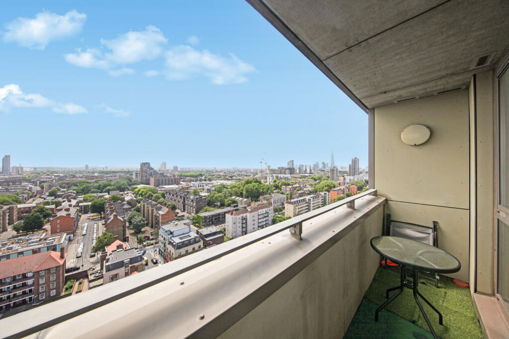 Apartment in London, St. George in the East, Wapping - View 4