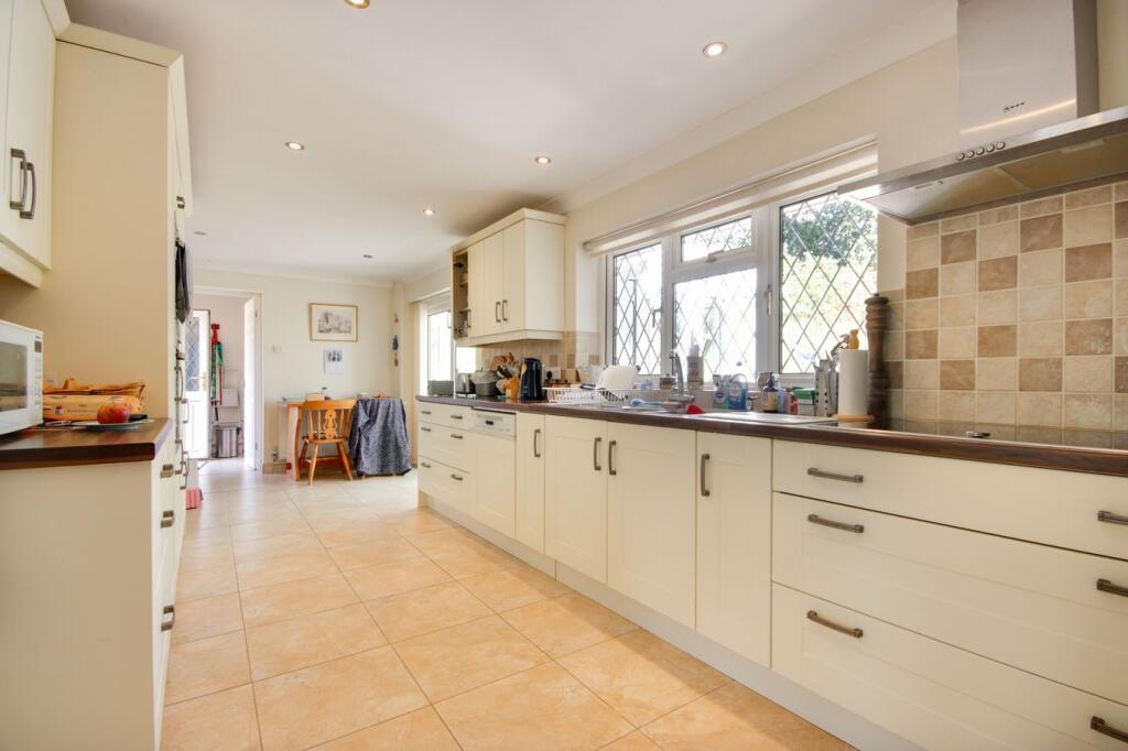 House in Southampton - View 5