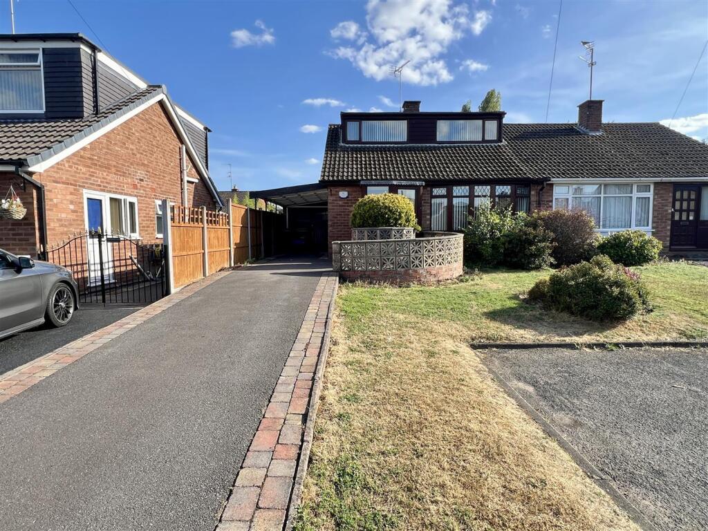 Main image of property: Rose Avenue, Kingswinford, DY6 8LE