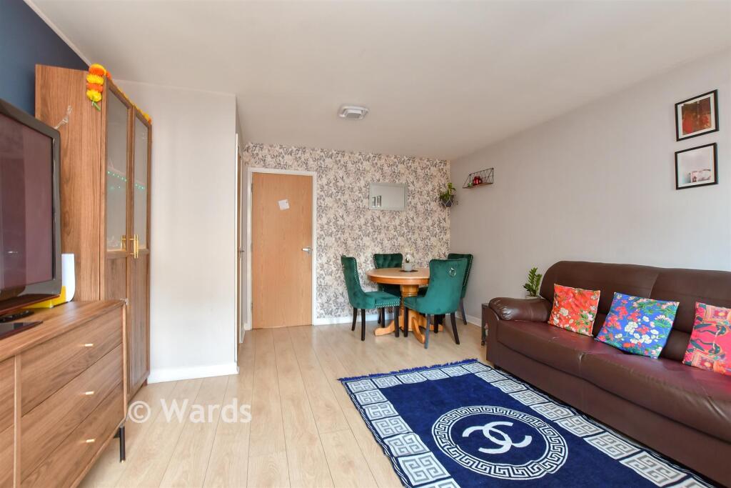 House in Strood, Medway - More