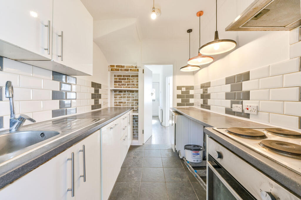 House in London, Greenford - View 4