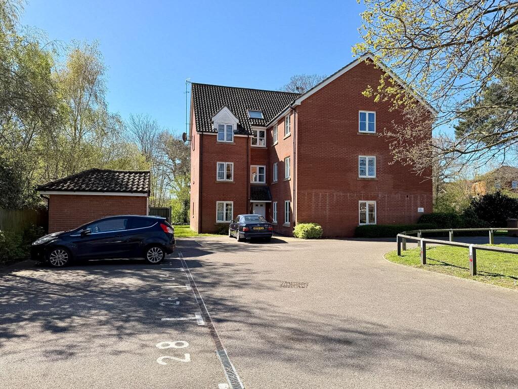 Main image of property: Castle Gardens, Grange Farm, Kesgrave