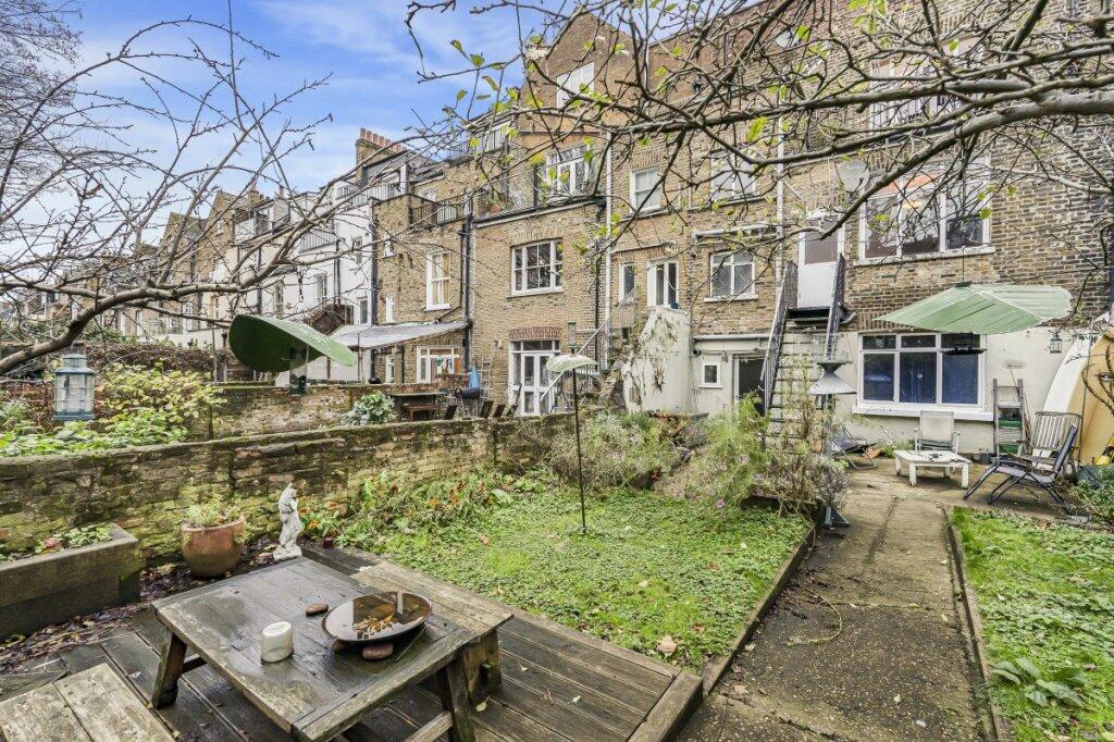 Property photo 11
