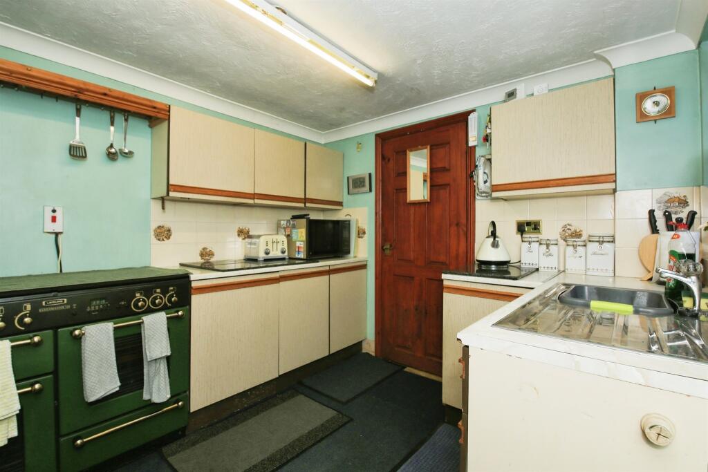 New Street, Doddington, March photo 4