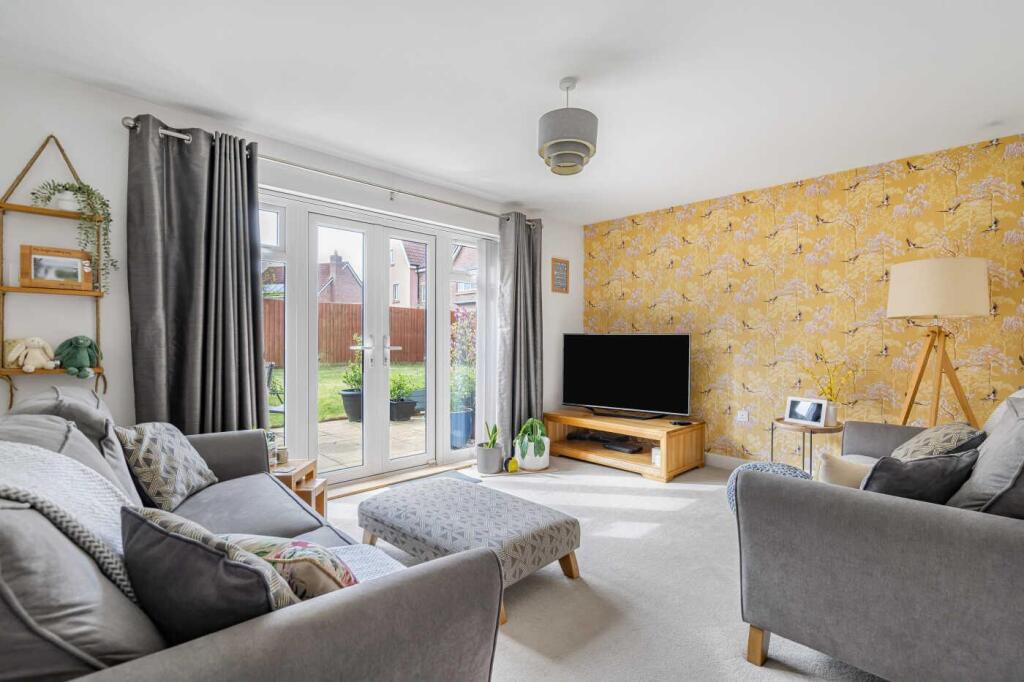 Abbotsbury Drive, Daventry, NN11 photo 4