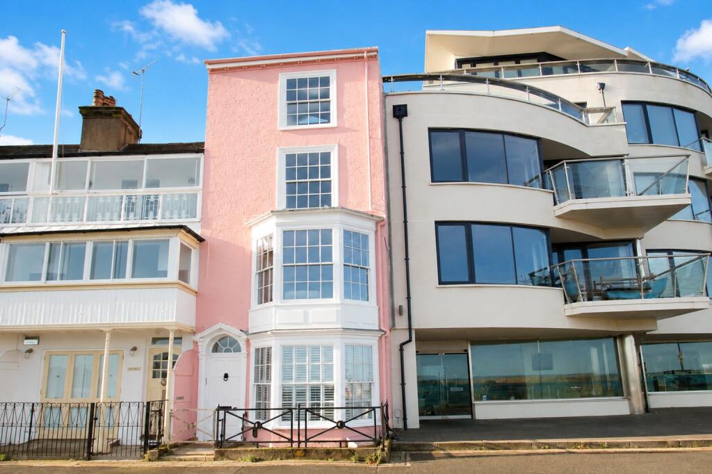 Main image of property: The Parade, Cowes, Isle Of Wight, PO31