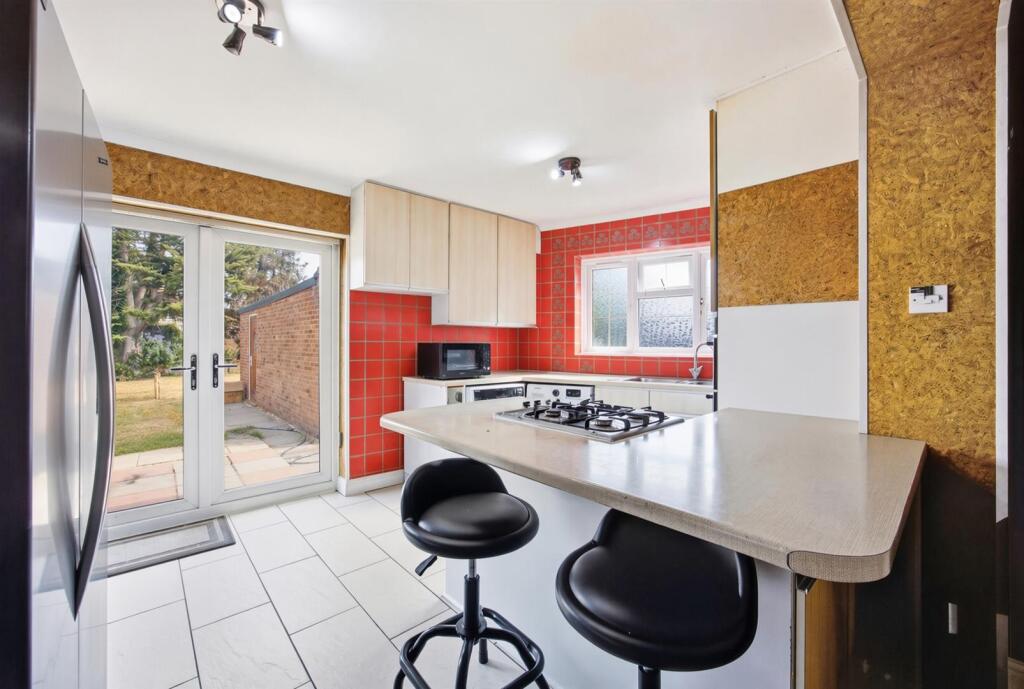 House in London - View 5