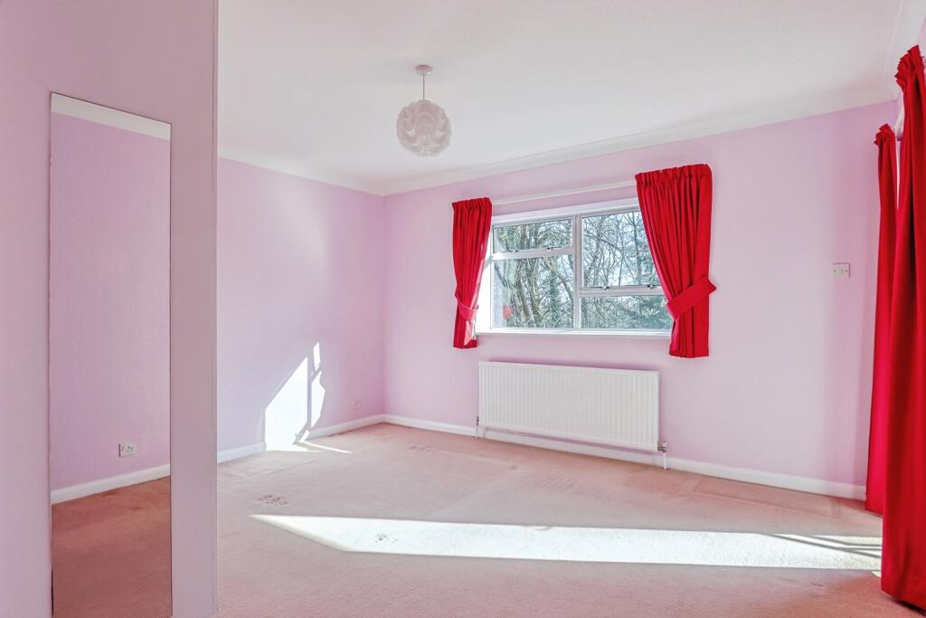Wallace Road, Broadstone, Dorset, BH18 photo 5