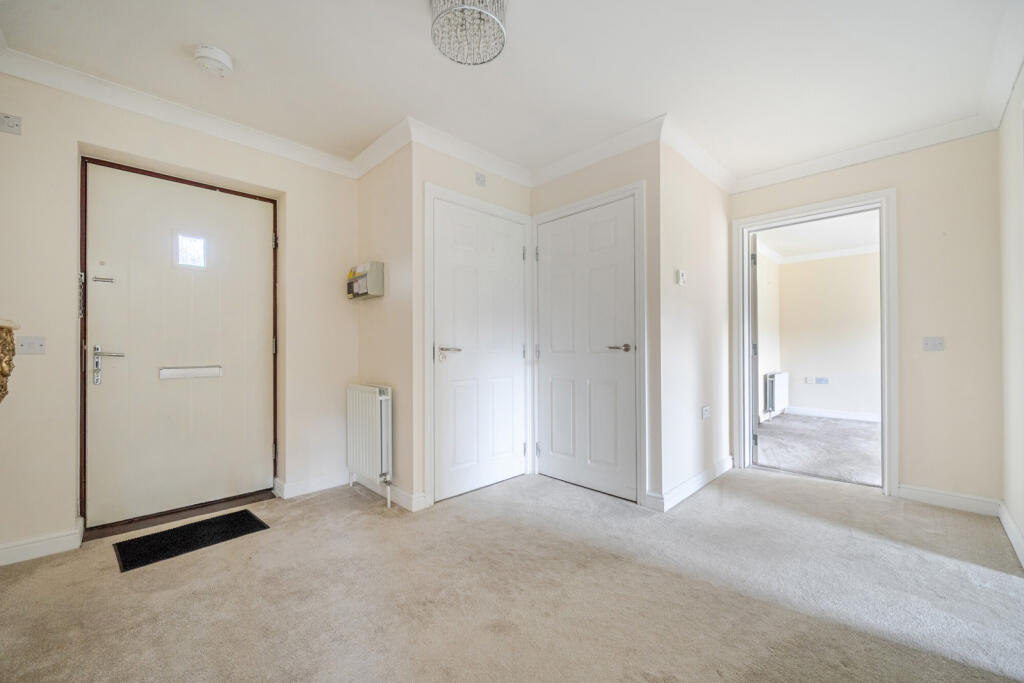 Patrons Way East, Denham Garden Village, Uxbridge photo 4
