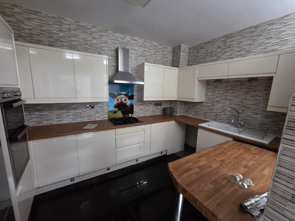 House in Manchester - More