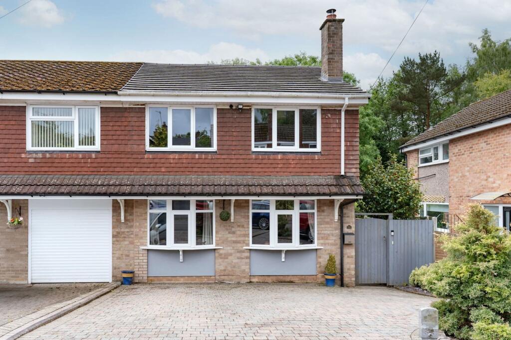 Main image of property: Ashmead Rise, Cofton Hackett, B45