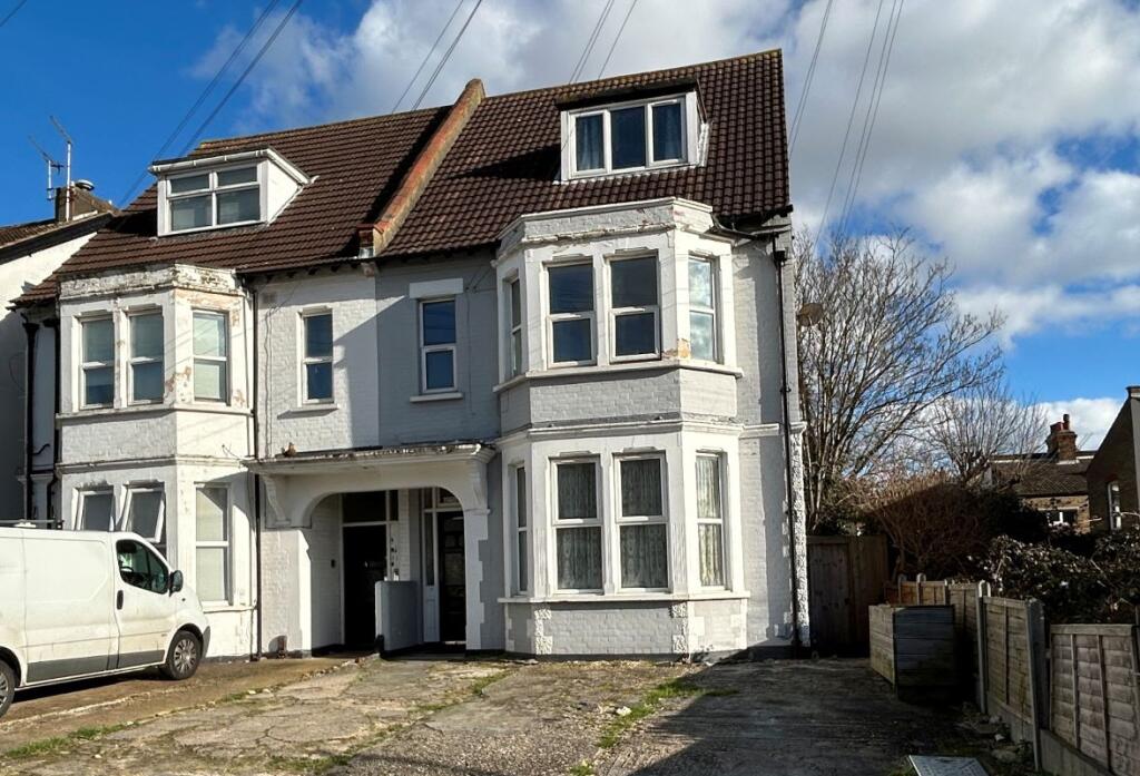 Main image of property: 2 Satanita Road, Westcliff-on-Sea, Essex, SS0 8DE