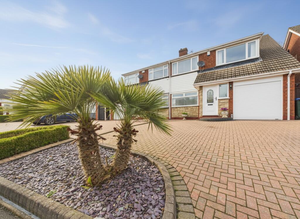 Main image of property: Longleat, Great Barr, Birmingham, B43