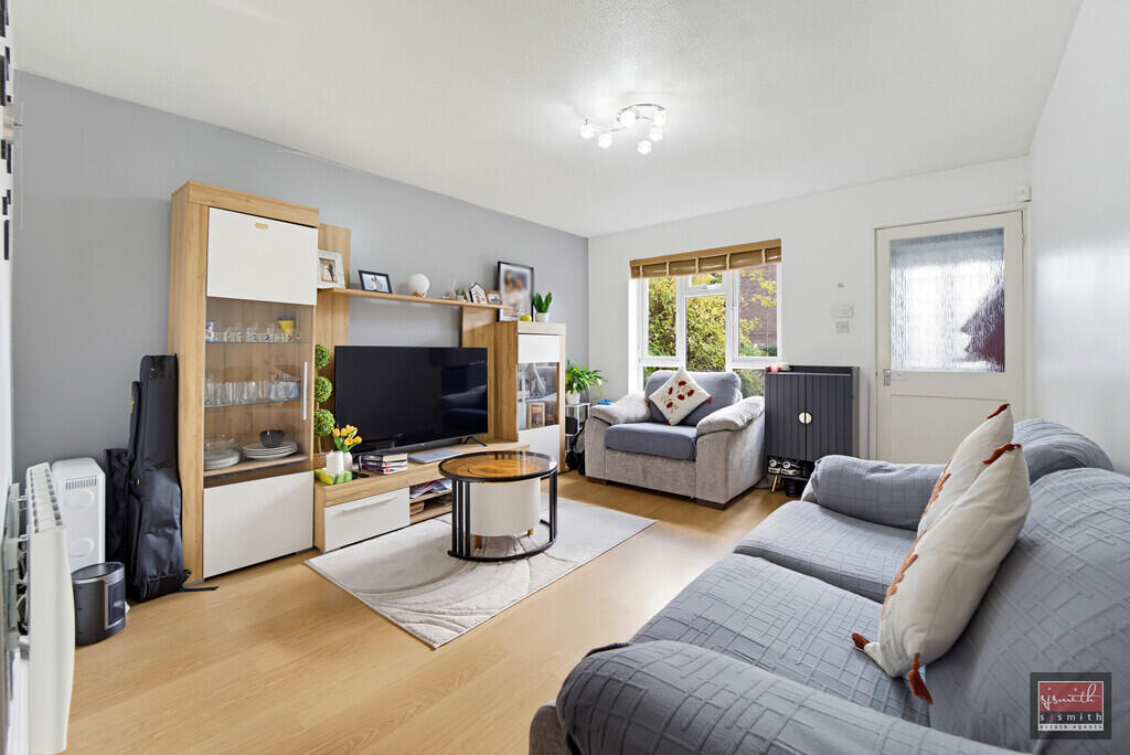 House in Twickenham - View 2