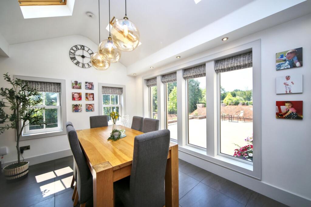 House in Wigan, Greater Manchester - View 5