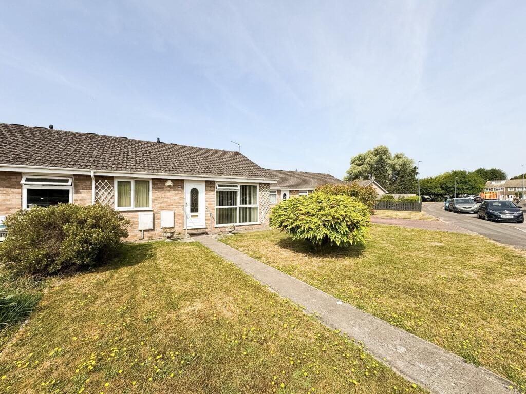 Main image of property: Summer Lane North, Worle, Weston-Super-Mare, BS22