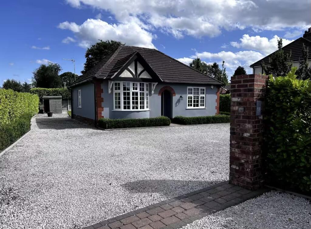 Main image of property: Crewe Road, Shavington, Cheshire