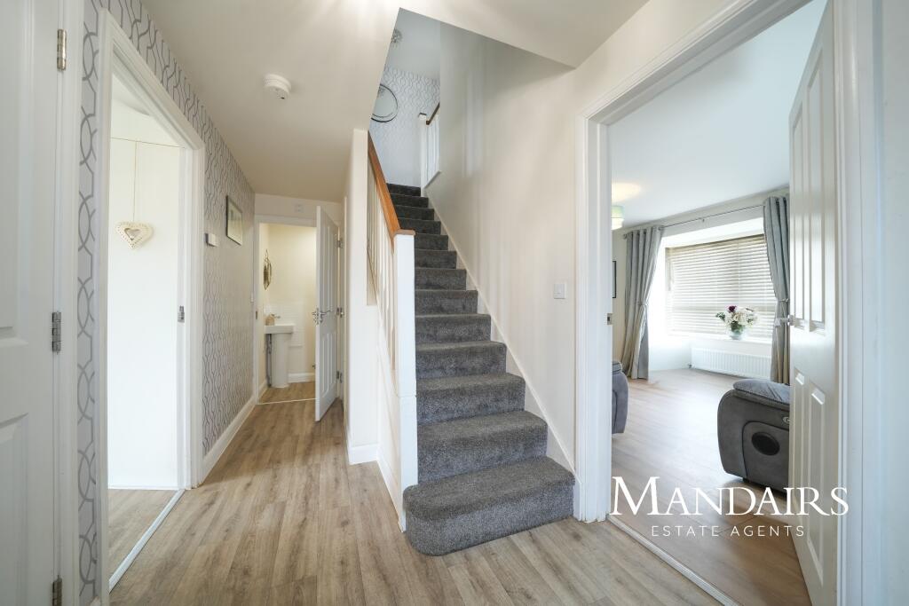 House in Peterborough, Hampton Gardens, Hampton Water - View 3