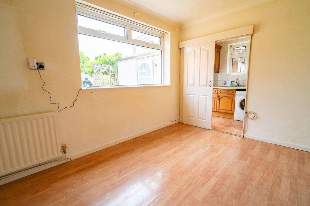 Stratford Road, Shirley, Solihull, B90 4BE - View 3