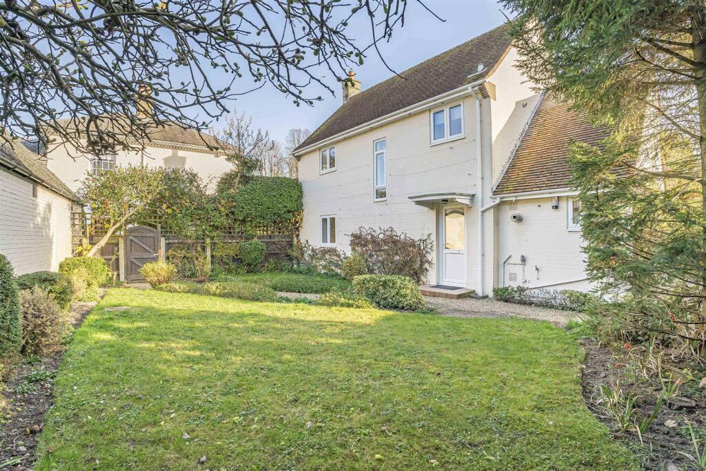 House in Cambridge - View 5