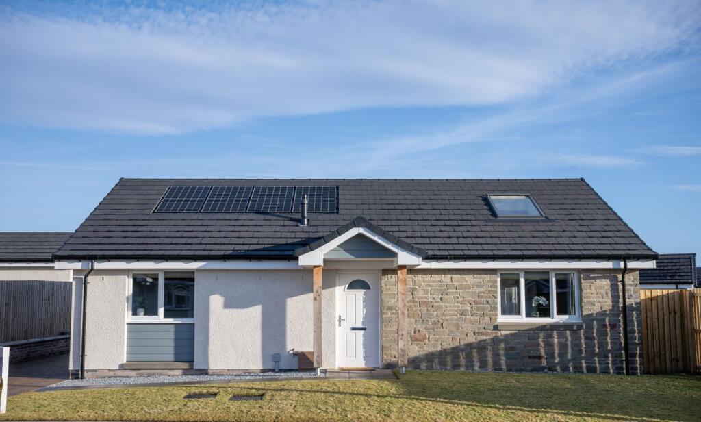Main image of property: Moray with Sunroom & Garage, Alyth, PH11