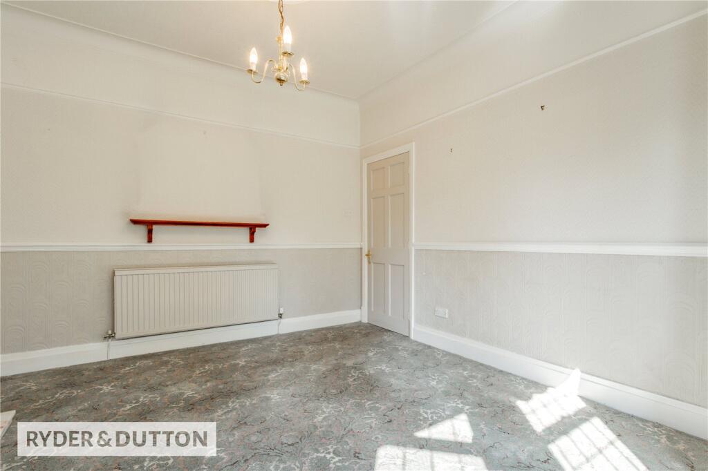 Oldham Road, Thornham, Rochdale, Greater Manchester, OL11 photo 4