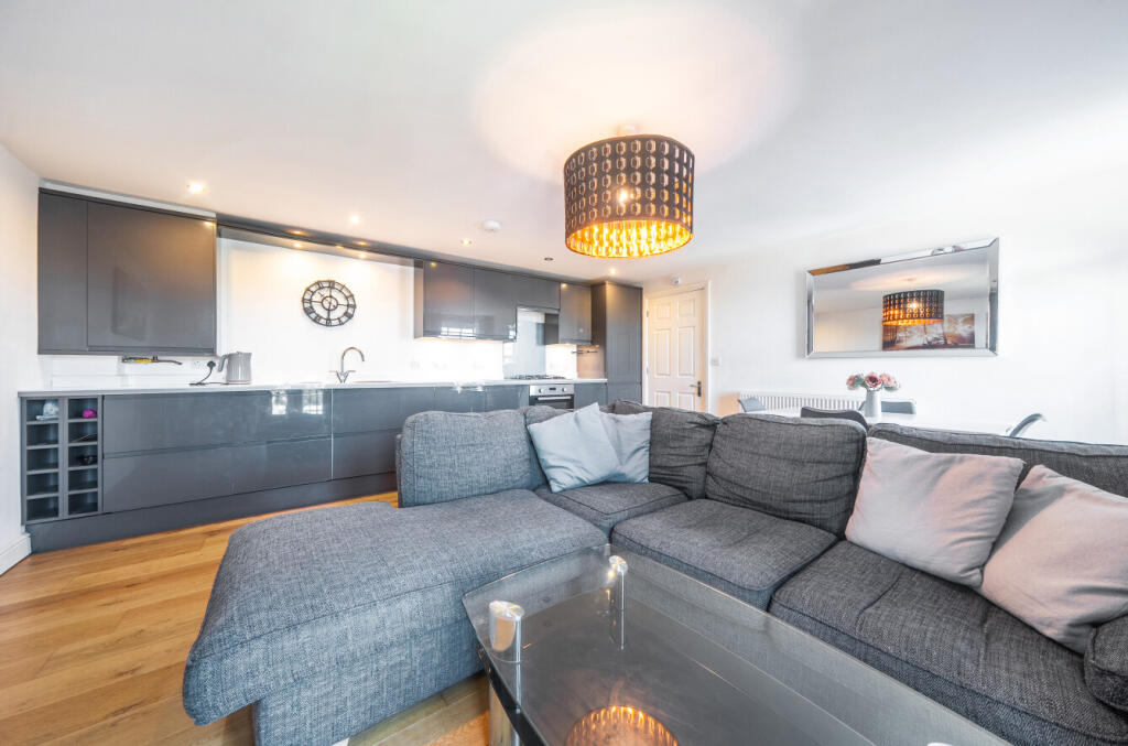 Upper Cambrian Road, Chester, Cheshire photo 4