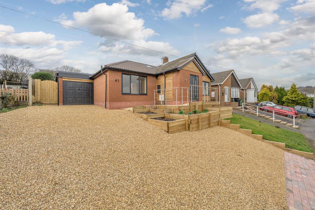 3-bed detached on Elmwood Road, Stourbridge, DY8 5JL, £499,950