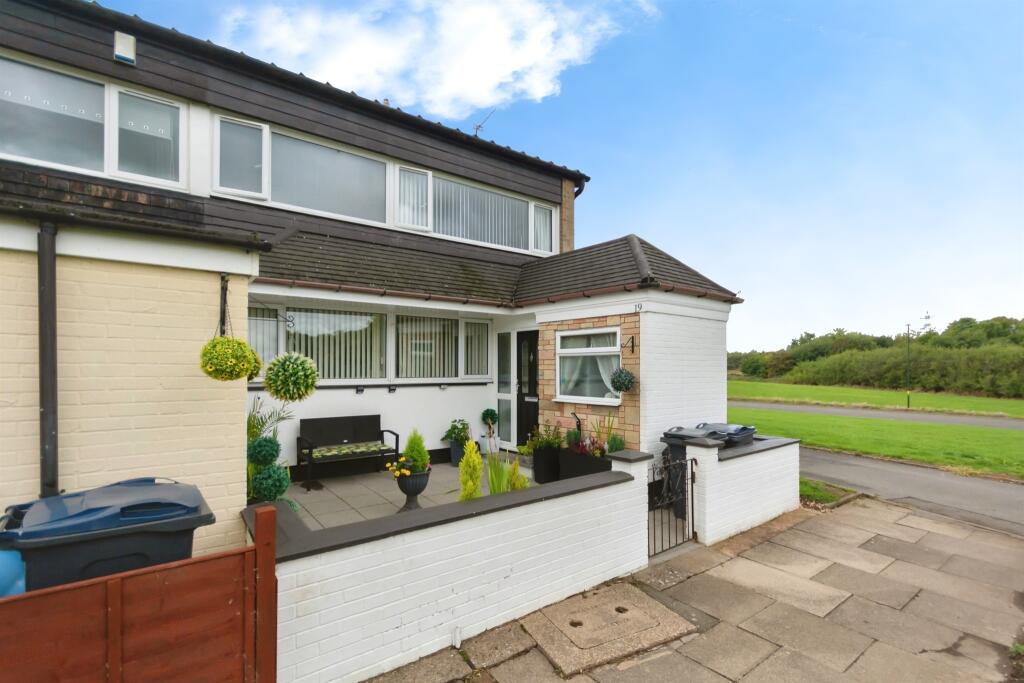 3-bed terraced on Tilshead Close, Birmingham, £190,000