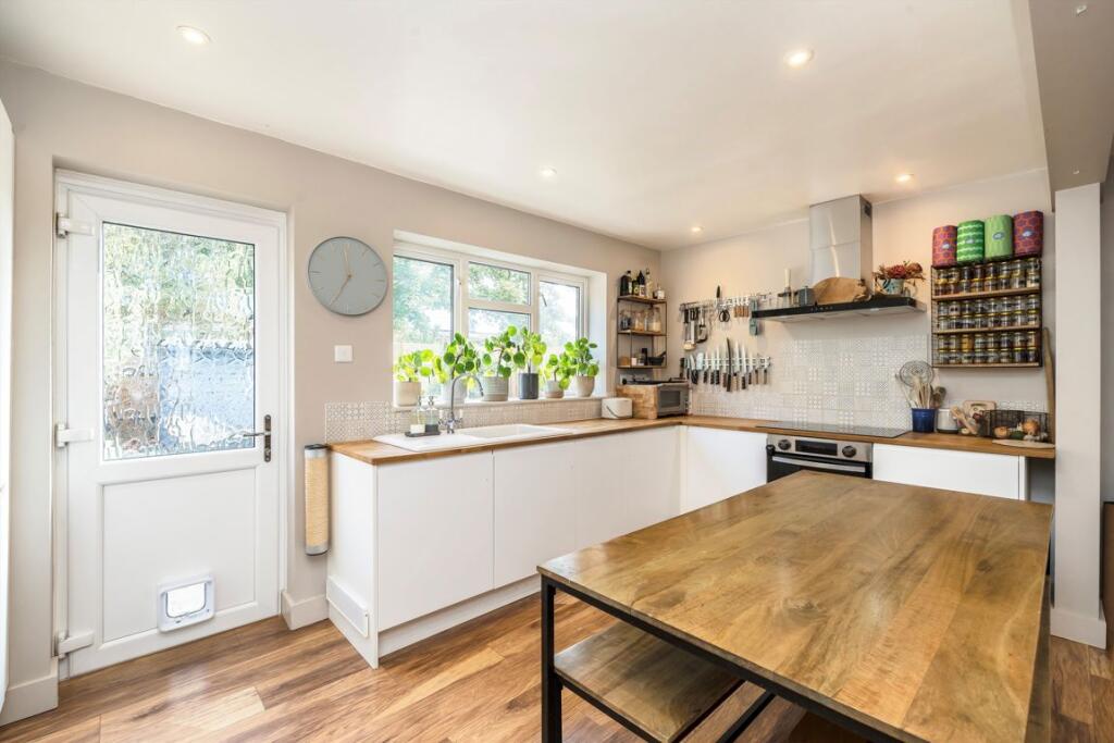 House in London - View 5