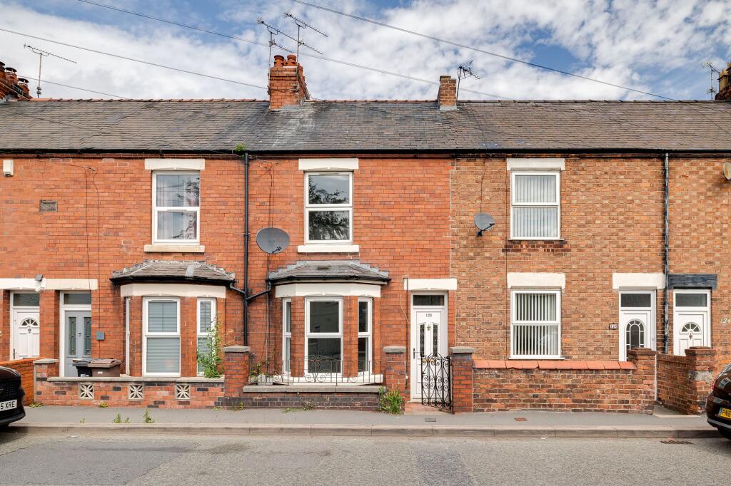 Main image of property: High Street, Saltney, CH4