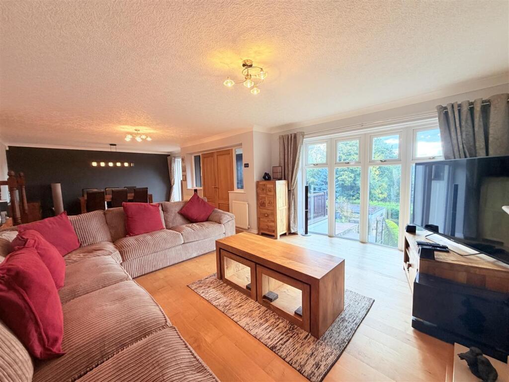 House in Tameside, Stocks - View 5