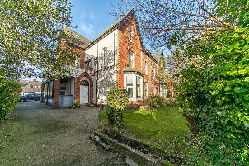 Main image of property: Flat No, 5, 53, Breck Road, Poulton-le-Fylde, Lancs FY6 7AQ