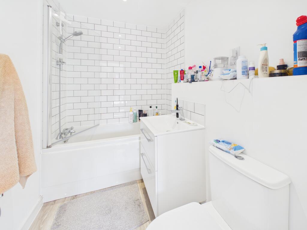 Apartment in Derby, Nightingale Quarter, New Normanton - More