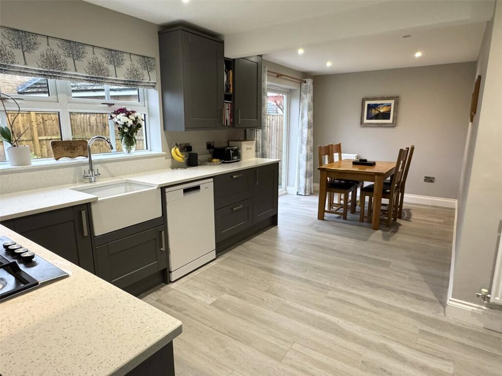 Hither Acre, Ilminster, Somerset, TA19 photo 3