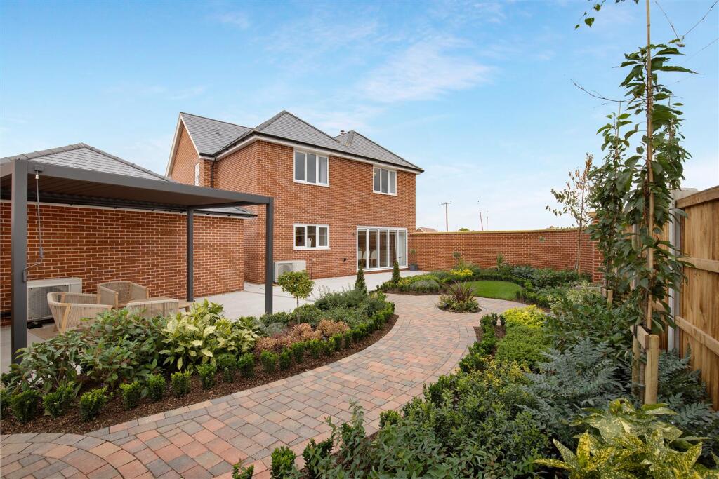 House in Lawford - View 3