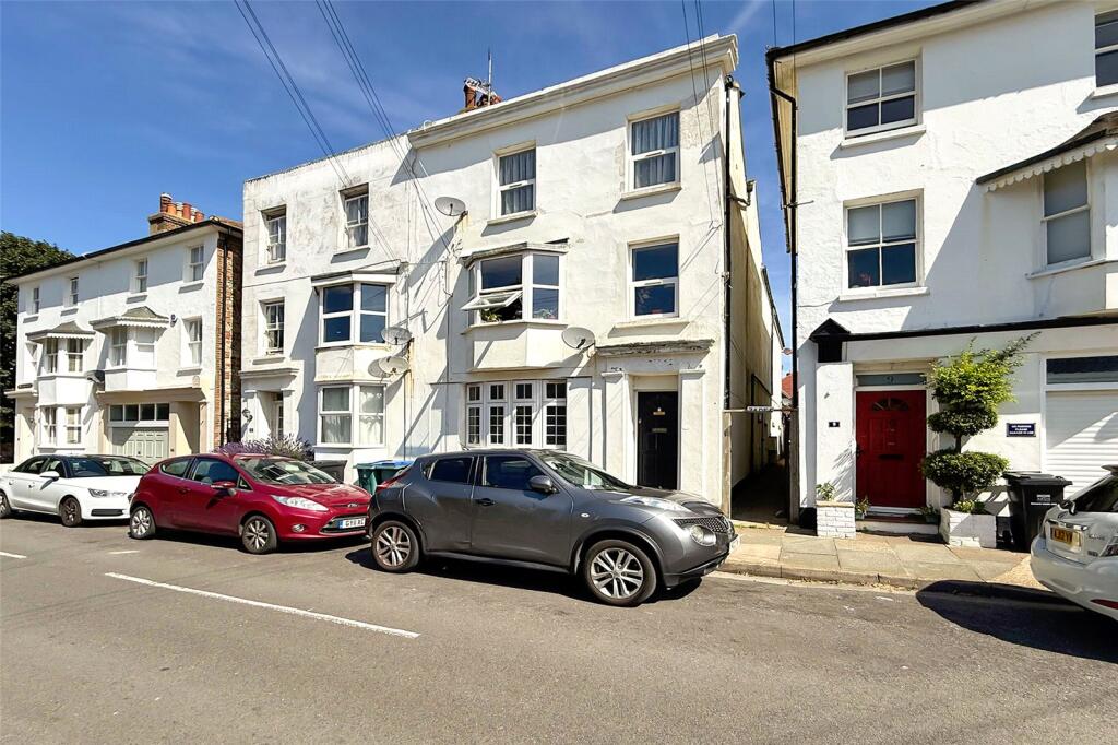 Main image of property: Western Road, Littlehampton, West Sussex