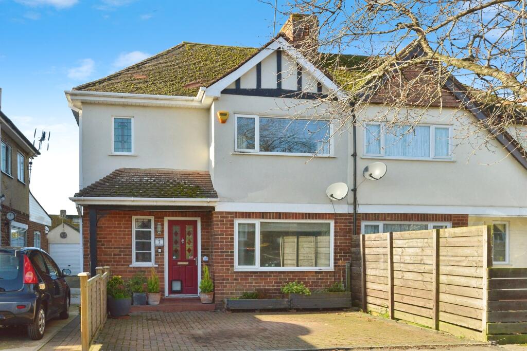 Main image of property: Bradvue Crescent, Bradville, Milton Keynes